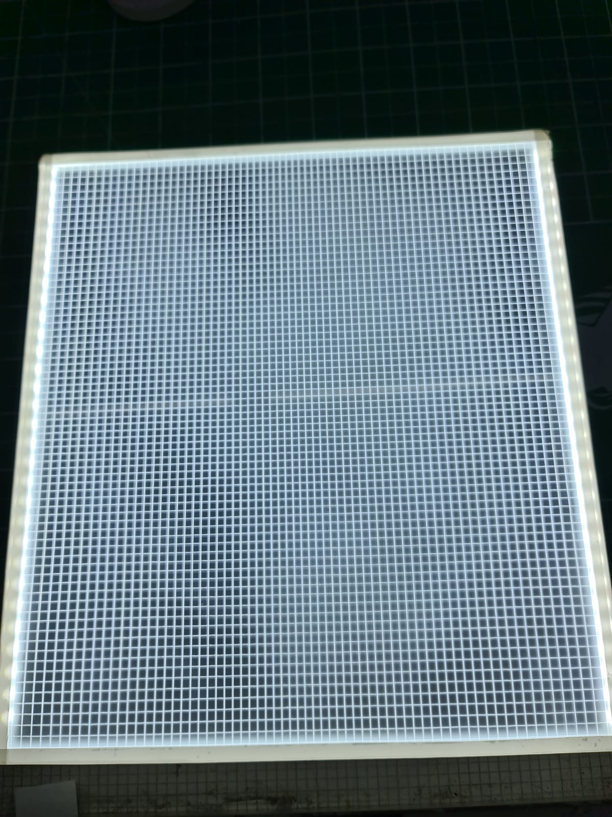 Lumisheet Light Guide Panels showing even illumination