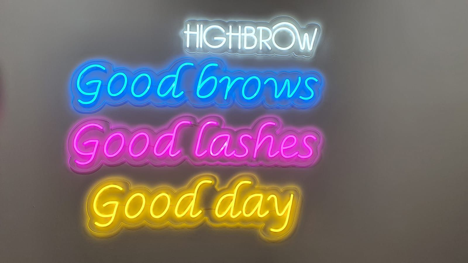 Brows LED neon signage for beauty salon and eyebrow threading service
